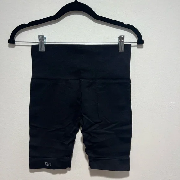 SET active - SCULPTFLEX® Bike Shorts in Onyx - Picture 6 of 8